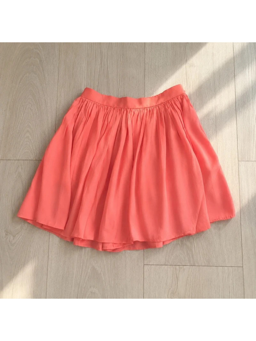 Milly of New York Coral Pink High Waist Pleated Shorts Size 26 Designer